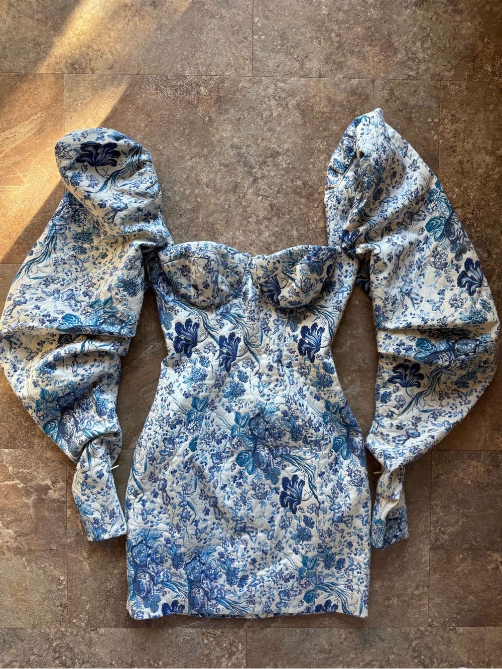 House of CB Lucreza Blue & White Floral Puff-Sleeve Mini Dress